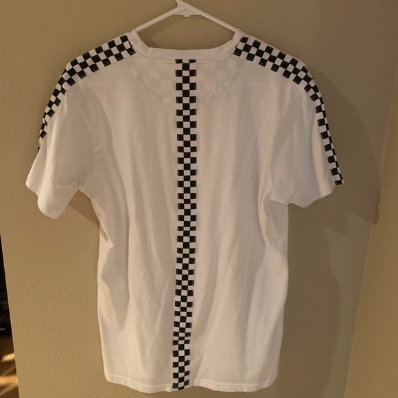 سابقا نفس القرص striped shirt with 